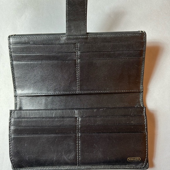 Coach Wallet - Picture 5 of 6
